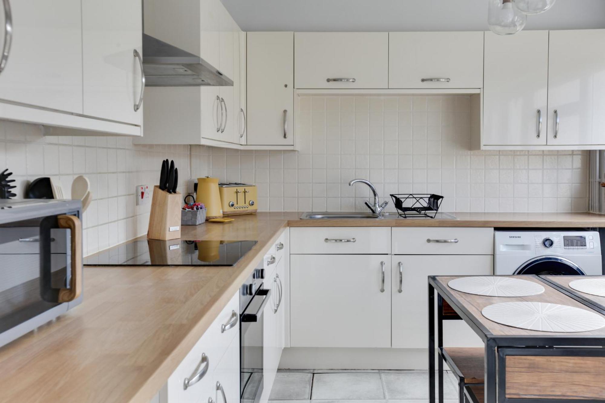 Вилла Niche Sunrise Townhouse Челмсфорд Экстерьер фото